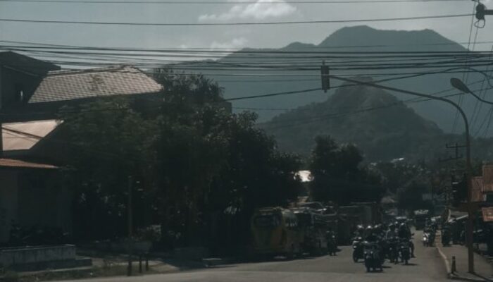 Beberapa Hari Belakangan Ini, Bahan Bakar Minyak Jenis Solar Mulai Langka di Kota Ende