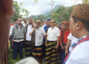 Pinang Domi Mere untuk Damping di Pilkada Ende, Yoseph Badeoda Diantar Sejumlah Tokoh Adat