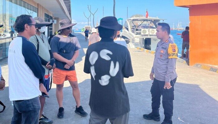 Pastikan Wisatawan Aman, Kapolres Mabar Cek Pengamanan di Pelabuhan Marina Labuan Bajo