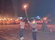 Kapolsek Mauponggo Pimpin Upacara Penyalaan Obor dan Api Unggun Dalam Rangka HUT Pramuka ke-63