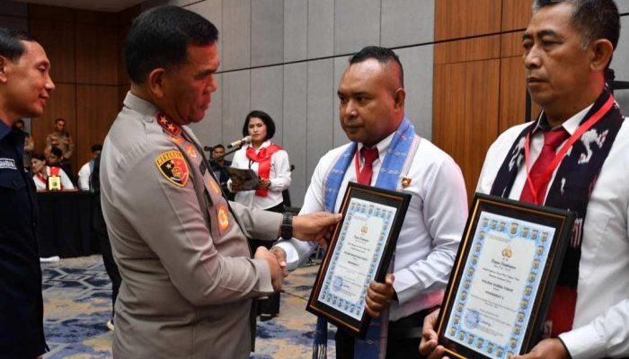 Berhasil Ungkap Delapan Kasus, Satresnarkoba Polres Mabar Raih Penghargaan Tingkat Polda NTT
