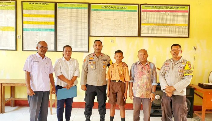 Polisi di Flores Ini Bantu Seorang Bocah SMP Gapai Mimpinya Lanjutkan Sekolah