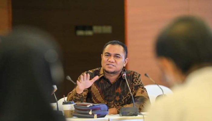 Loper Koran Asal NTT Kembali Dilantik Jadi Anggota DPD RI