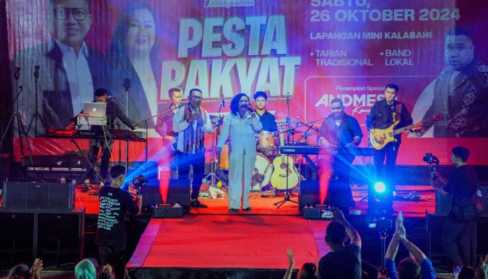 Kampanye di Kalabahi, Ansy Lema: Andmesh Kamaleng Buat Ribuan Masyarakat Alor Manyala