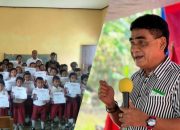 Siprianus Ndiwal Serahkan Bantuan Aspirasi Beasiswa PIP dari Andreas Hugo Pareira di SDN Lanamai
