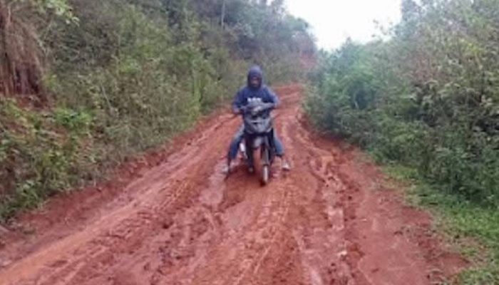 Sulit Diakses, Warga Minta Pemda Ende Perhatikan Ruas Jalan di Desa Kanganara Detukeli