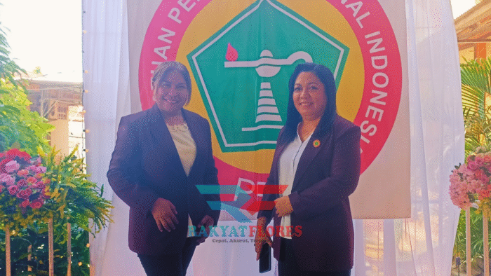 Biru Aesthetic Travel Agent Facebook Cover 20250514 105942 0000