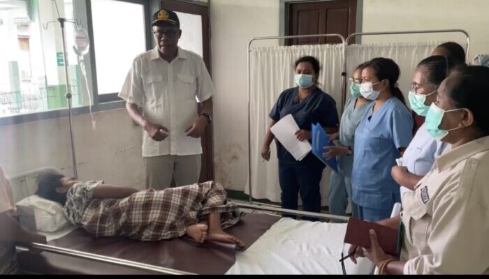 Wabup Sikka Pastikan Tak Ada Penelantaran Pasien Ibu Hamil di RSUD Maumere