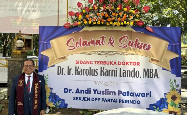 Keberhasilan Karolus Karni Lando Raih Gelar Doktor, Sebuah Perjuangan, Pengabdian, dan Persembahan Ilmu untuk Bangsa