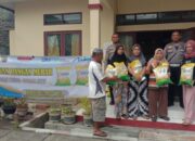 Polres Ende Salurkan 24 Ton Beras Lewat Program Gerakan Pangan Murah