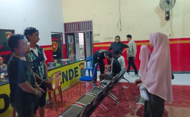 Polres Ende Berhasil Gagalkan Upaya Kabur Dua Pelaku Penipuan Berkedok Pengobatan di Pelabuhan Ippi