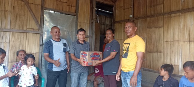 Umat KUB Bunda Penolong Abadi Salurkan Bantuan Sembako untuk Anak Berkebutuhan Khusus di Panti Wua Mesu