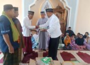 Kasi Bimas Islam Ende Serahkan Bantuan Al-Qur’an dan Iqro kepada Santri TPQ Nur Hidayah Bhoawora