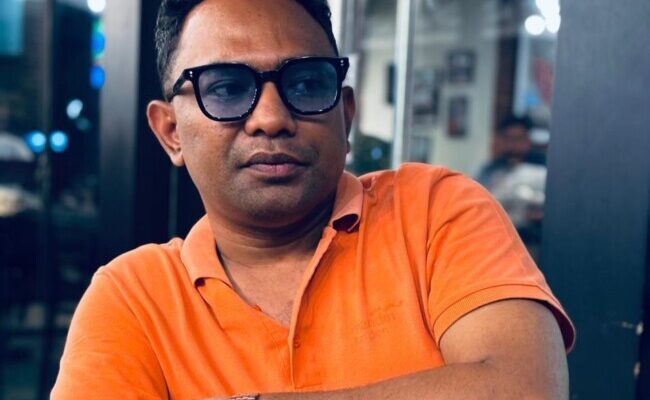 Jangan Bangun Ende Dengan Muka Keram