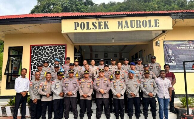 Perkuat Sinergitas dan Serap Aspirasi, Kapolres Ende Gelar Kunjungan Kerja di Polsek Maurole