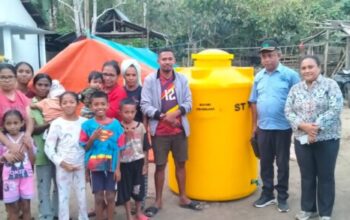 Perumda Tirta Kelimutu dan ITN Malang Salurkan Air Bersih dan Profil Tank untuk Warga Terdampak Gempa Flores di Kecamatan Ende 4 IMG 20260819 WA0049