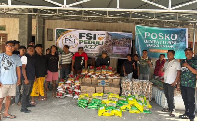 FSI Peduli, Istri Anggota Fraksi PKB DPR RI Bantu Korban Gempa Flores