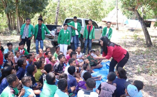 Politeknik St. Wilhelmus Bersama Aliansi Kemanusiaan Salurkan Bantuan dan Trauma Healing untuk Korban Gempa di Nagekeo