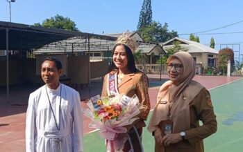 Putri Pariwisata Indonesia 2026 Kunjungi Almamaternya dan Bagikan Kisah Inspiratif di SMA Katolik Frateran Ndao 4 IMG 20260914 WA0026