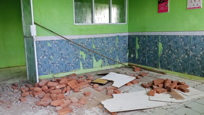 Puskesmas Lepembusu Kelisoke Rusak Parah Akibat Gempa, DPRD Ende Desak Pemda Segera Perhatikan 3 IMG 20260918 WA0030