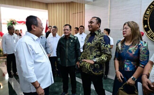 Perkuat Konektivitas, Senator AWK Dorong Penguatan Bandara di Flores dan Perluasan Rute KM Egon hingga Ende-Lembata