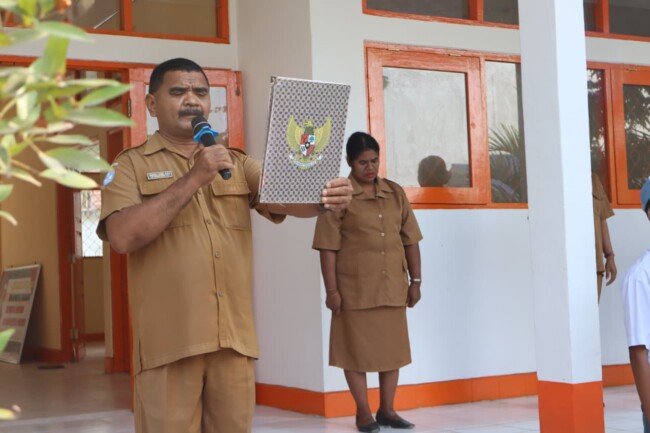 SMA Negeri 1 Nangapanda Gelar Kegiatan Bulan Bahasa 2026, Ciptakan Generasi Bermartabat dan Berdaulat 1 IMG 20261019 WA0031